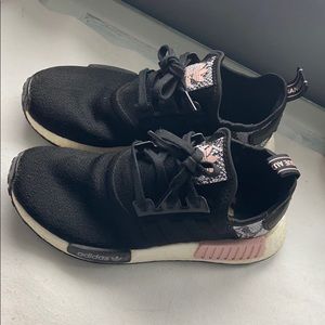Black Adidas nmd with snakeskin & pink detail